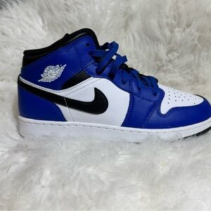 Air Jordan 1 Mid (GS)